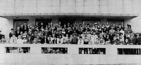 ChurchMembers_1966_a_560
